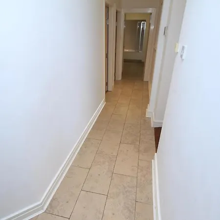 Lejlighed Most Central Location, Sleeps 12